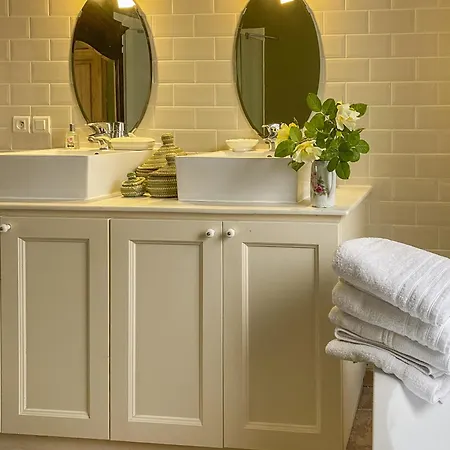 Des Roses Holiday home La Bastide-sur-l'Hers