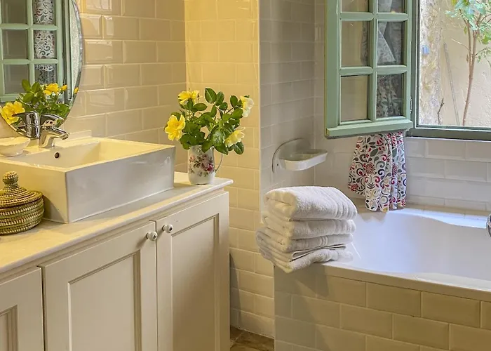 Des Roses La Bastide-sur-l'Hers